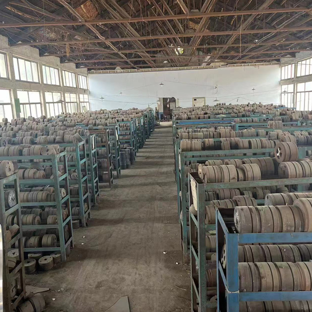 Mold warehouse